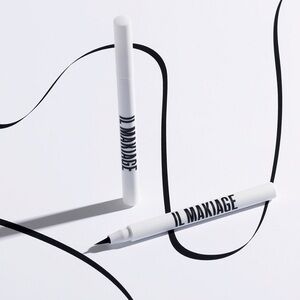 IL MAKIAGE Black Card Waterproof Liquid Eyeliner